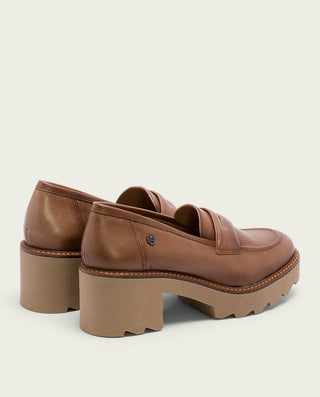 MOCASINES DE PIEL CON TACÓN TAUPE MABEL